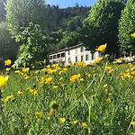 Chateau Du Fraissinet, 6 Sleeping 2-8 Guests, Pool&river On Site Hébergement de vacances