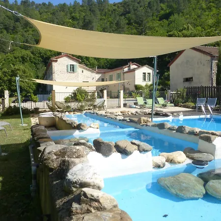 Chateau Du Fraissinet, 6 Sleeping 2-8 Guests, Pool And River On Site Tatil Evi *