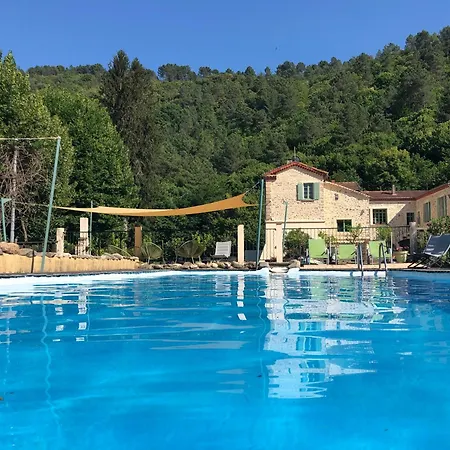 Chateau Du Fraissinet, 6 Sleeping 2-8 Guests, Pool And River On Site * Le Fraissinet