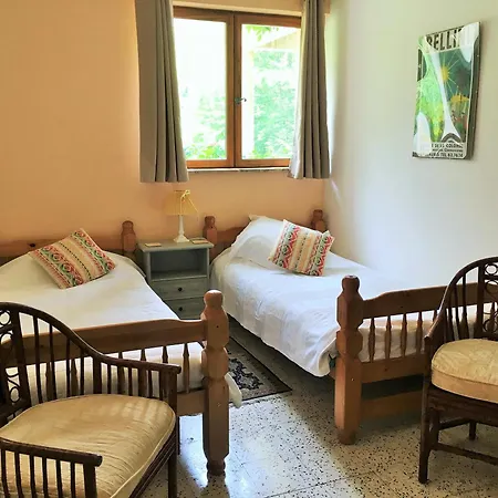 Chateau Du Fraissinet, 6 Sleeping 2-8 Guests, Pool And River On Site * La Tronche (Gard)