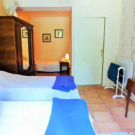 Chateau Du Fraissinet, 6 Sleeping 2-8 Guests, Pool And River On Site Σπίτι διακοπών La Tronche (Gard)