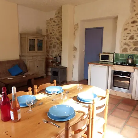 Chateau Du Fraissinet, 6 Sleeping 2-8 Guests, Pool And River On Site *