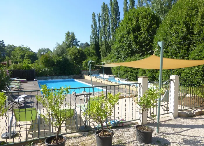 Chateau Du Fraissinet, 6 Sleeping 2-8 Guests, Pool And River On Site